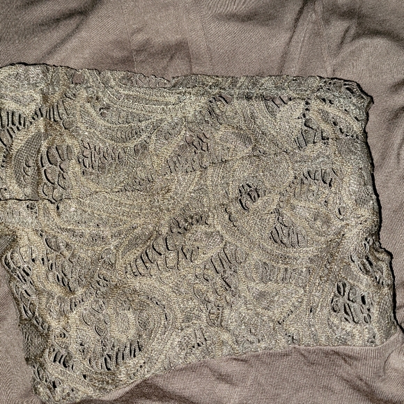 Beautiful brown lace top - Picture 2 of 3